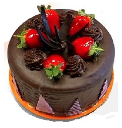 Özenle Hazırlanmış 6–9 Kişilik Çikolatalı Yaş Pasta